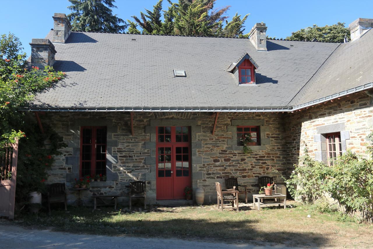 Cottage Du Manoir De Tregaray Sixt-sur-Aff Exterior photo